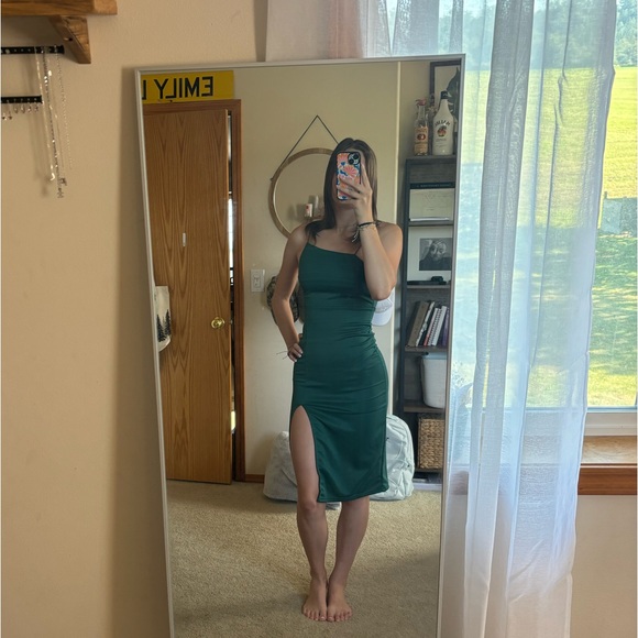 Nordstrom Dresses & Skirts - Nordstrom Green Midi Dress